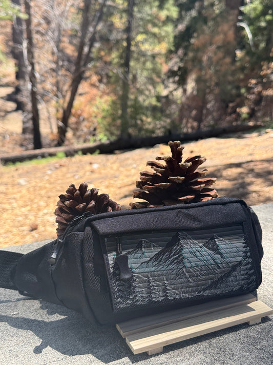 Sports Fanny Pack – Black | Forest Mountain