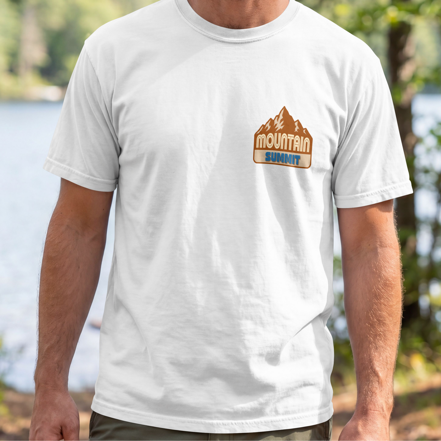 Mountain Summit Retro Outdoor Adventure Patch PNG Design