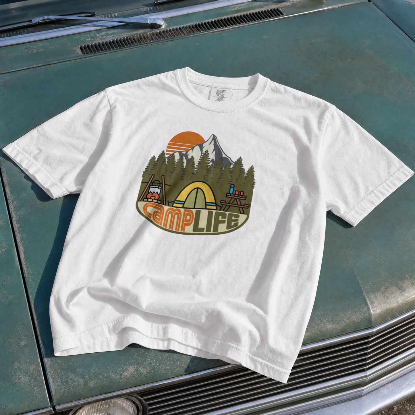 Camp Life Vintage Camping Patch PNG Design